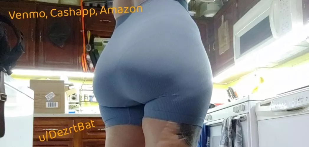 [selling] Yesterday was my cake day, so here's some cake - eat up! :P Thank you all for a year of support! 🎉