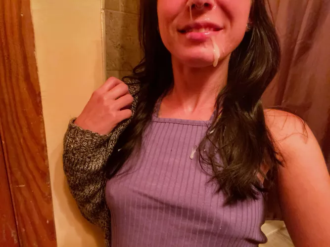 We’ve started “every other day facials” over here, but it’s not limited to that 💦😜 (f) OC