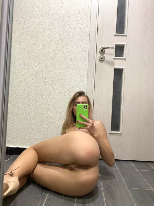 Would you risk it just to pound my ass from behind ?