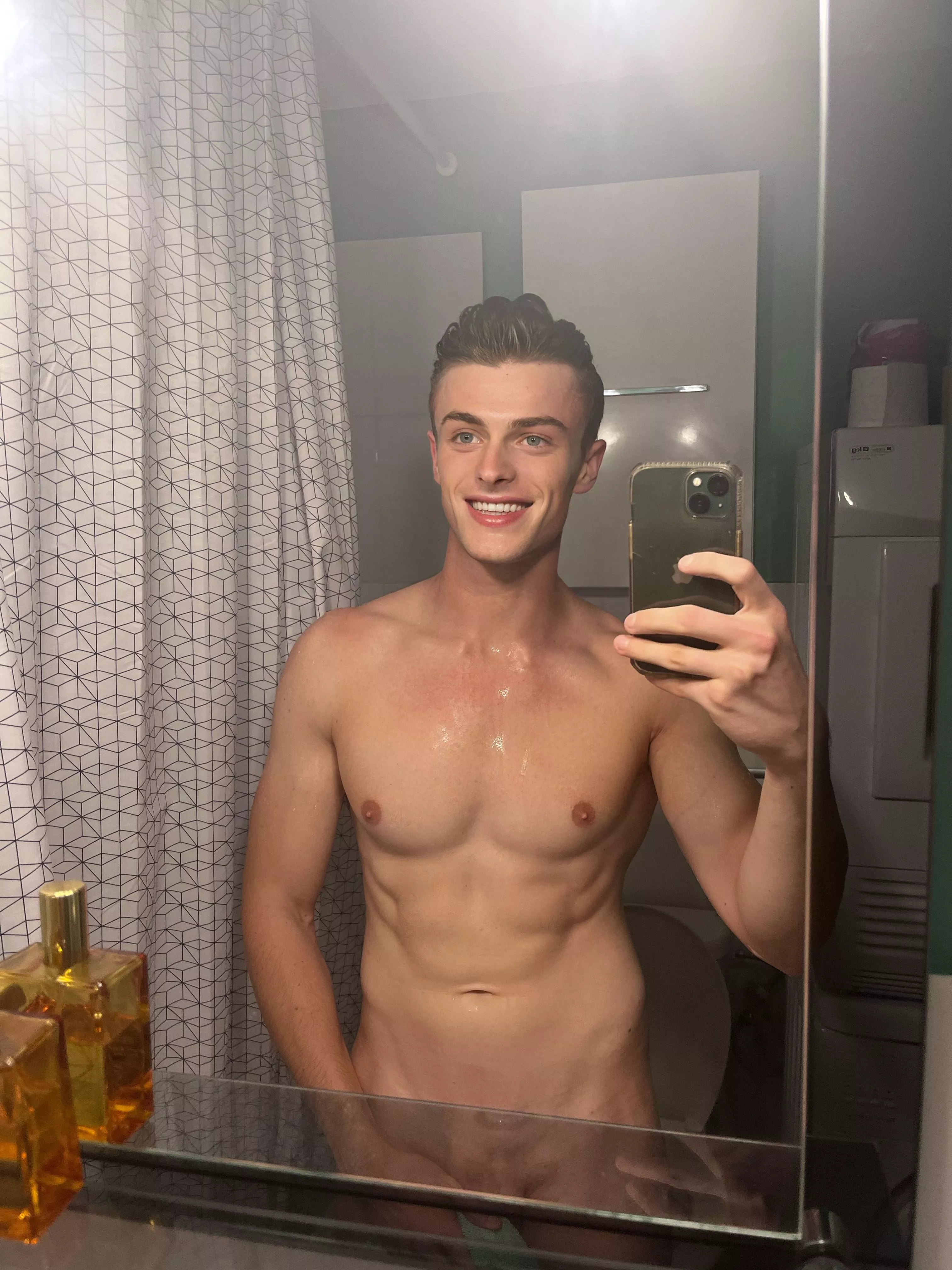 Good morning☀️ from Germany🇩🇪 Am I welcome here?