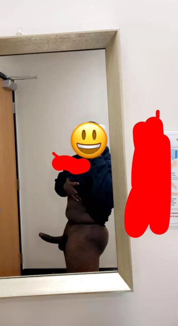 I have a tree branch for a little birdie to land on.. is that you? 👀👀