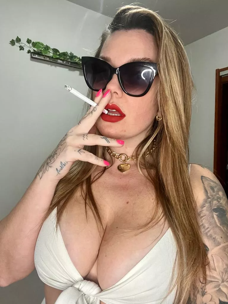 Can you imagine all the things i can do with my lips?