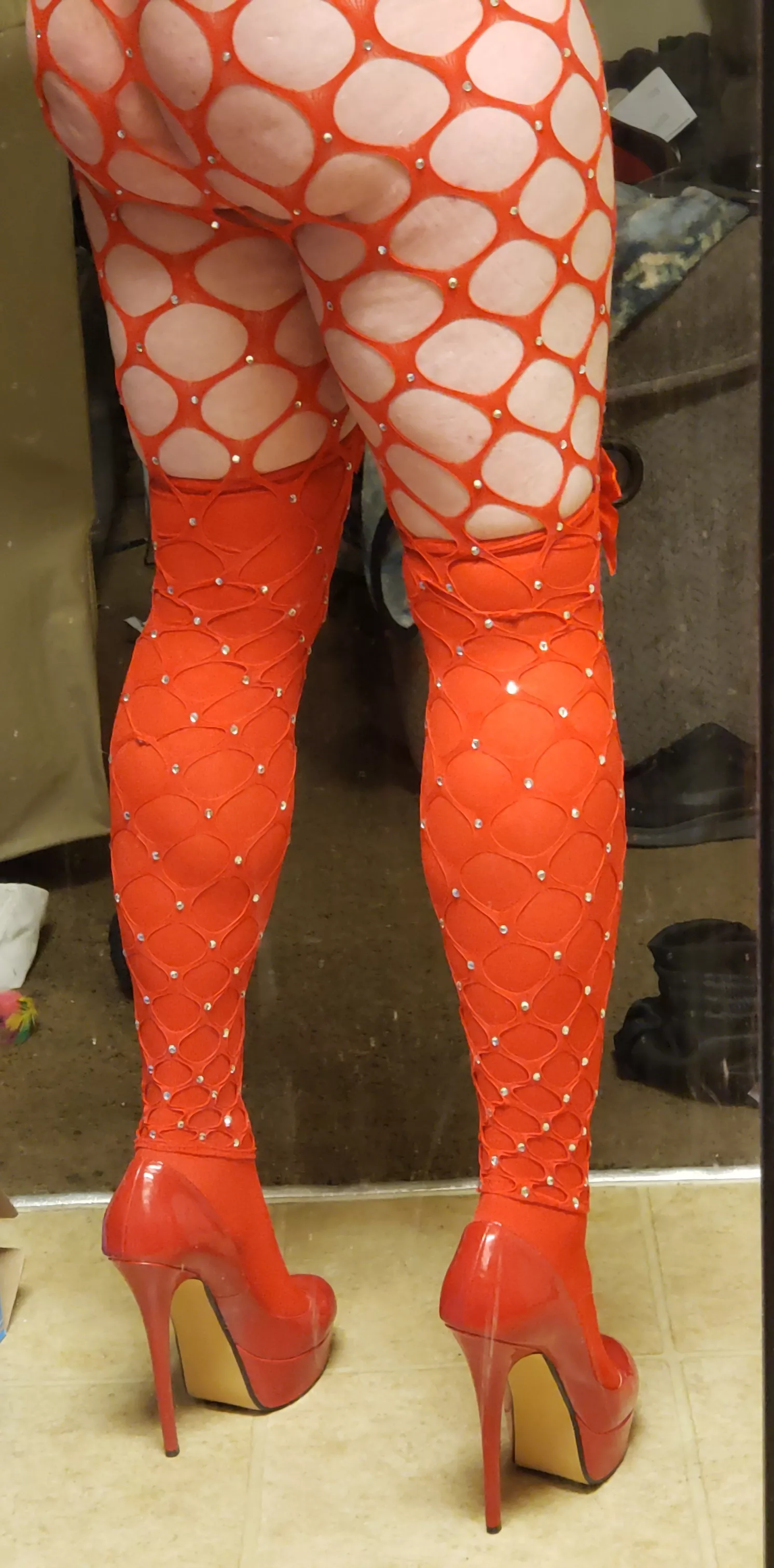 I love the way I look in this outfit, do you agree?