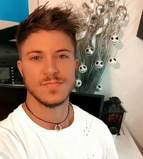 I'm tired but also want to play some BO2. anyone else still play?