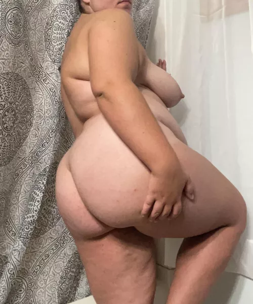 I’ve got a dirty mind and you’re on it. 😏