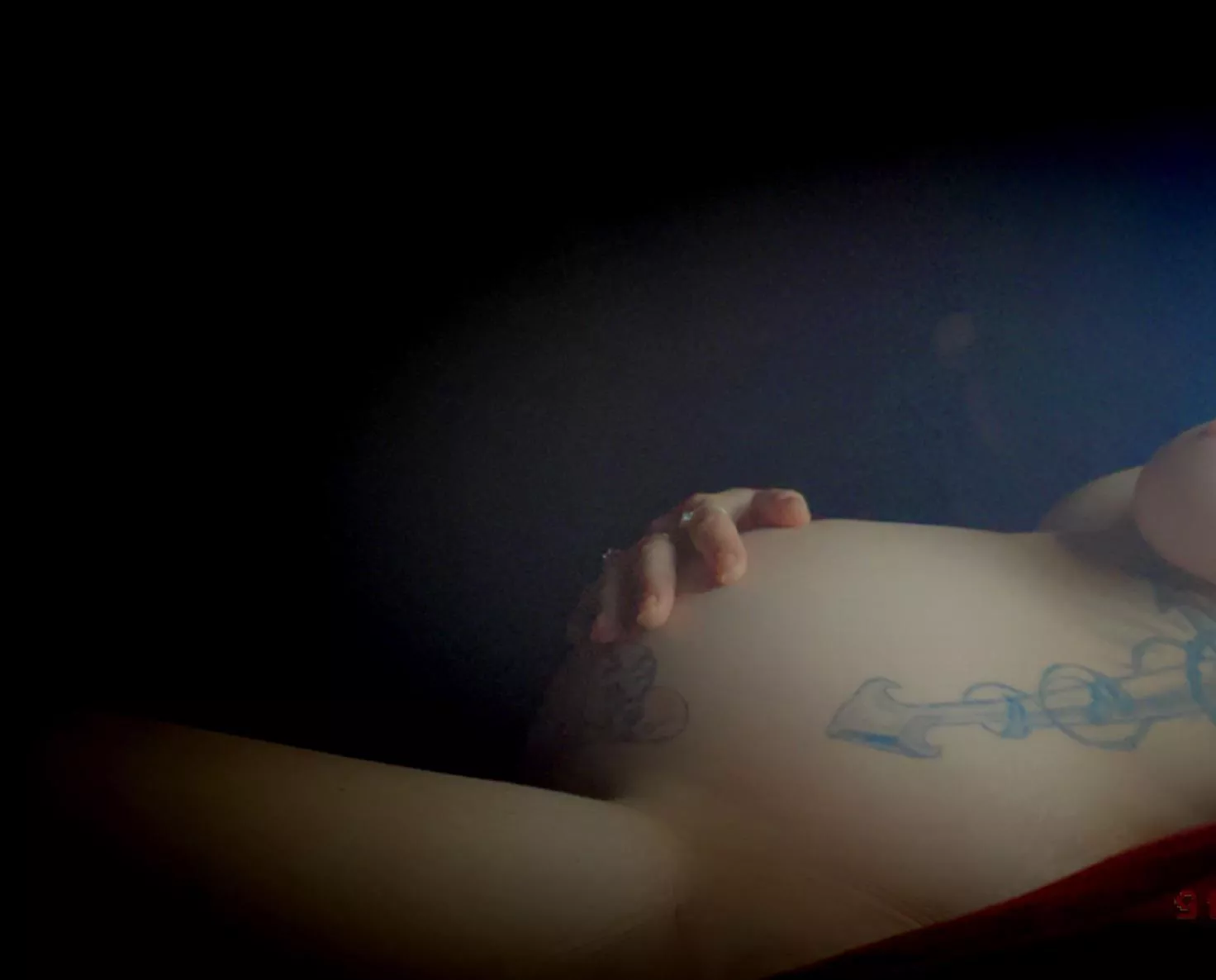 Pregnant and lovin the belly 😘