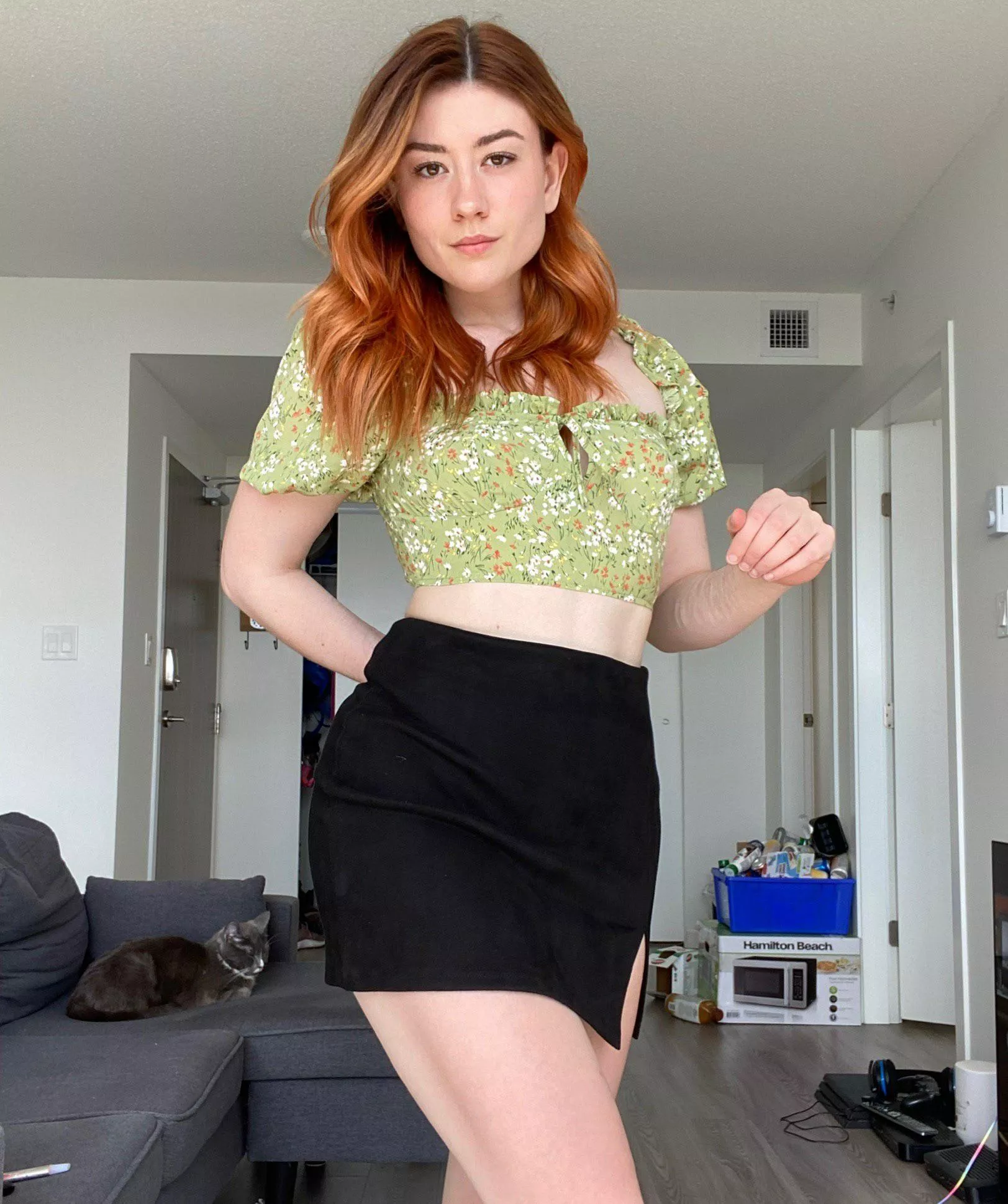 I found this mild outfit of mine incredibly sexy this morning so I just had to share with you! [F]