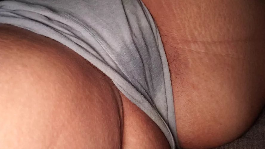 I get so wet reading what y'all want to do to me 🙈