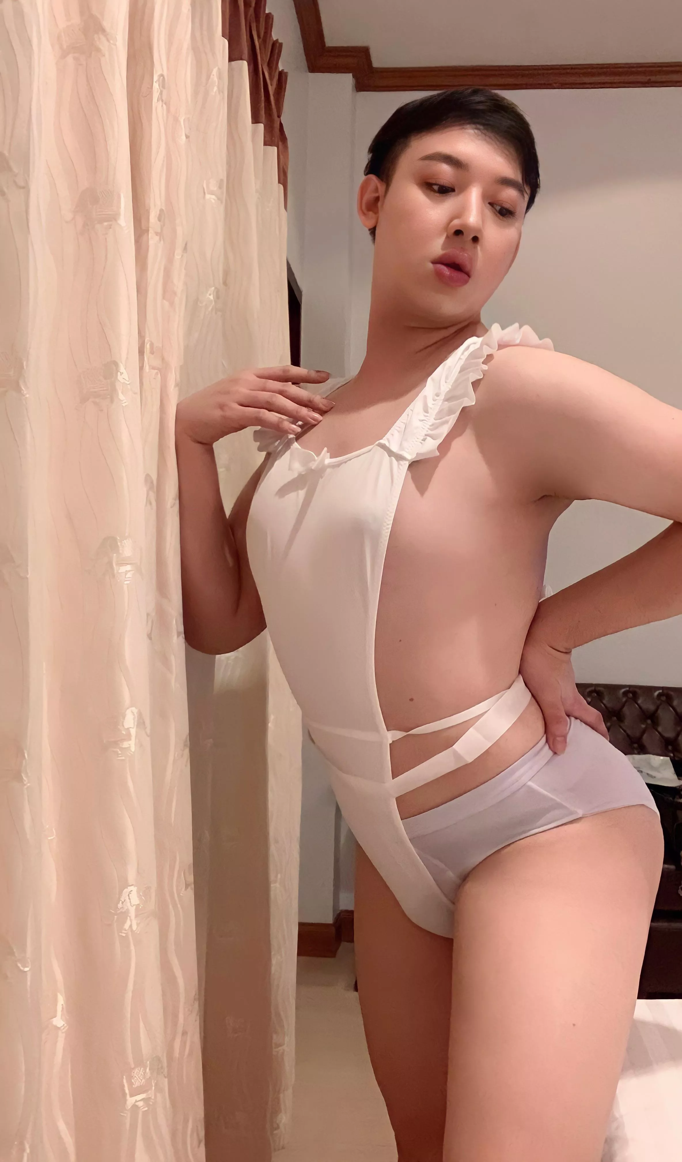 I MELT WHEN YOU CALL ME BABY AND GRAB MY BUTT. ❤️💋😘🥰