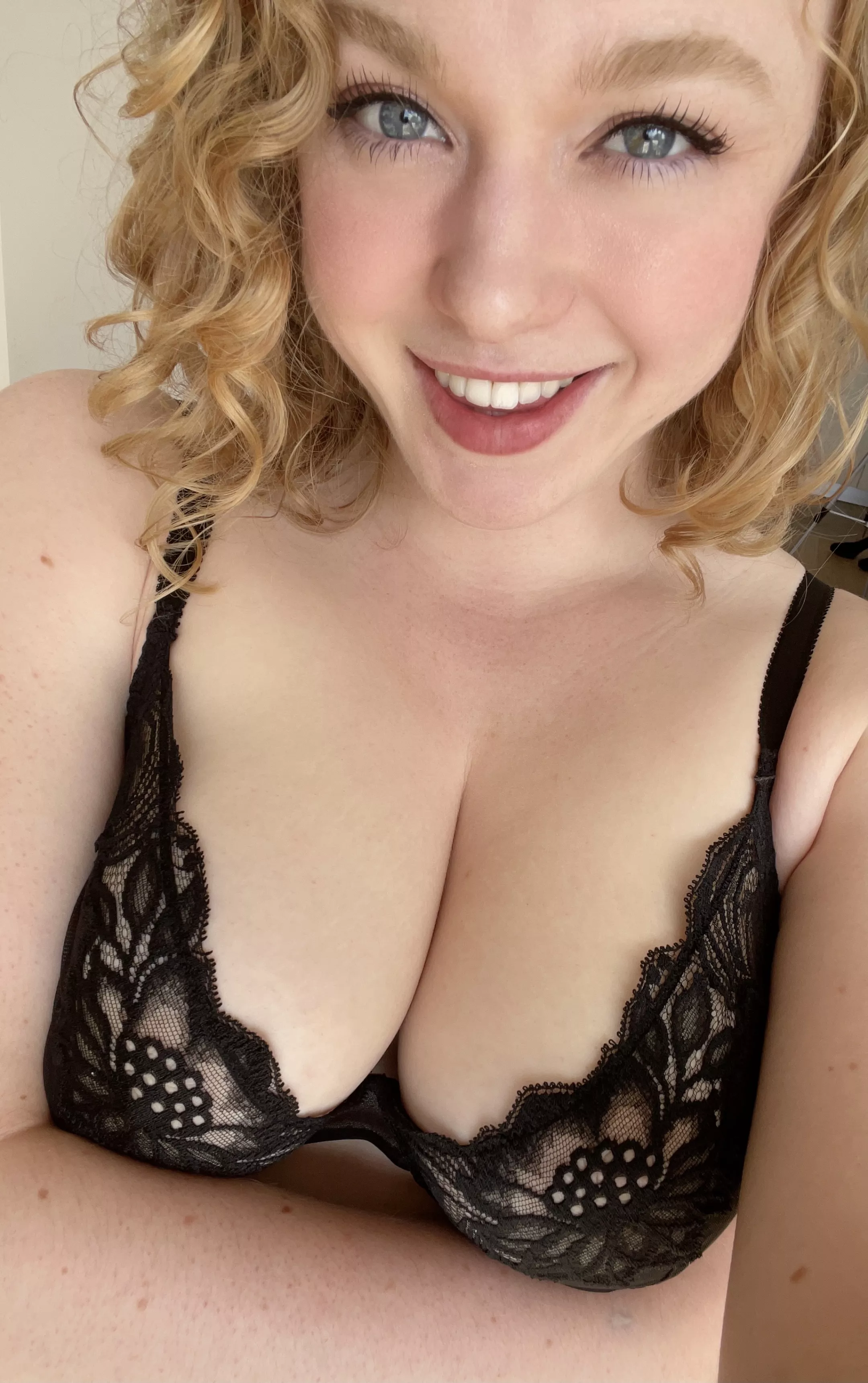 Mind if I distract you at work?🥰 - My OF is $4.99 today!