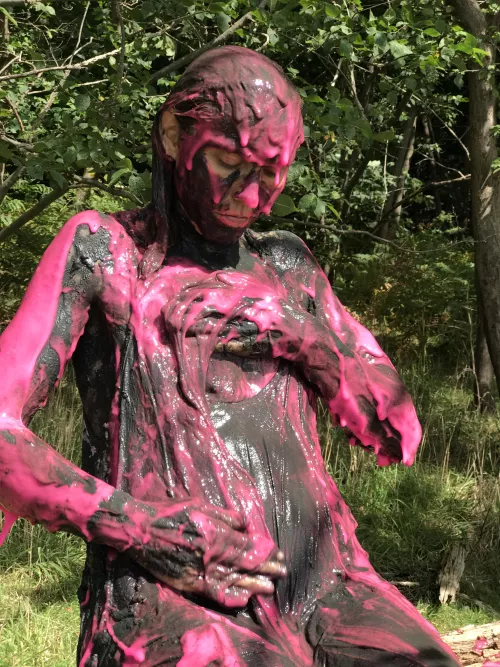 Pink Gunge and Mud. Such a beautiful combination.