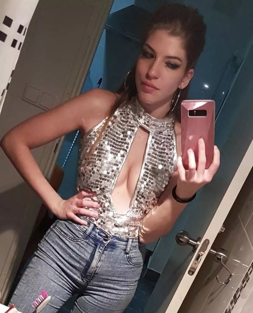 What do you think of my outfit from last night? 19F