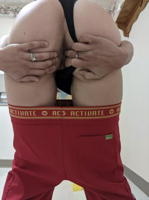 i love anal play 😏😈