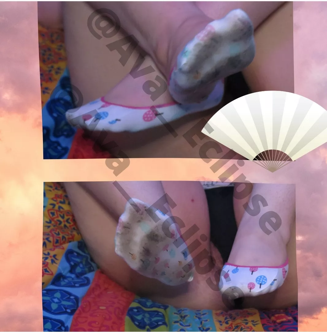 [selling] How old are these socks? 🧐