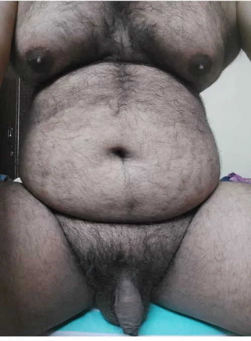 19 year old young and chubby brown boy..looking to breastfeed and be the wife of an older man or a twink in a detailed roleplay