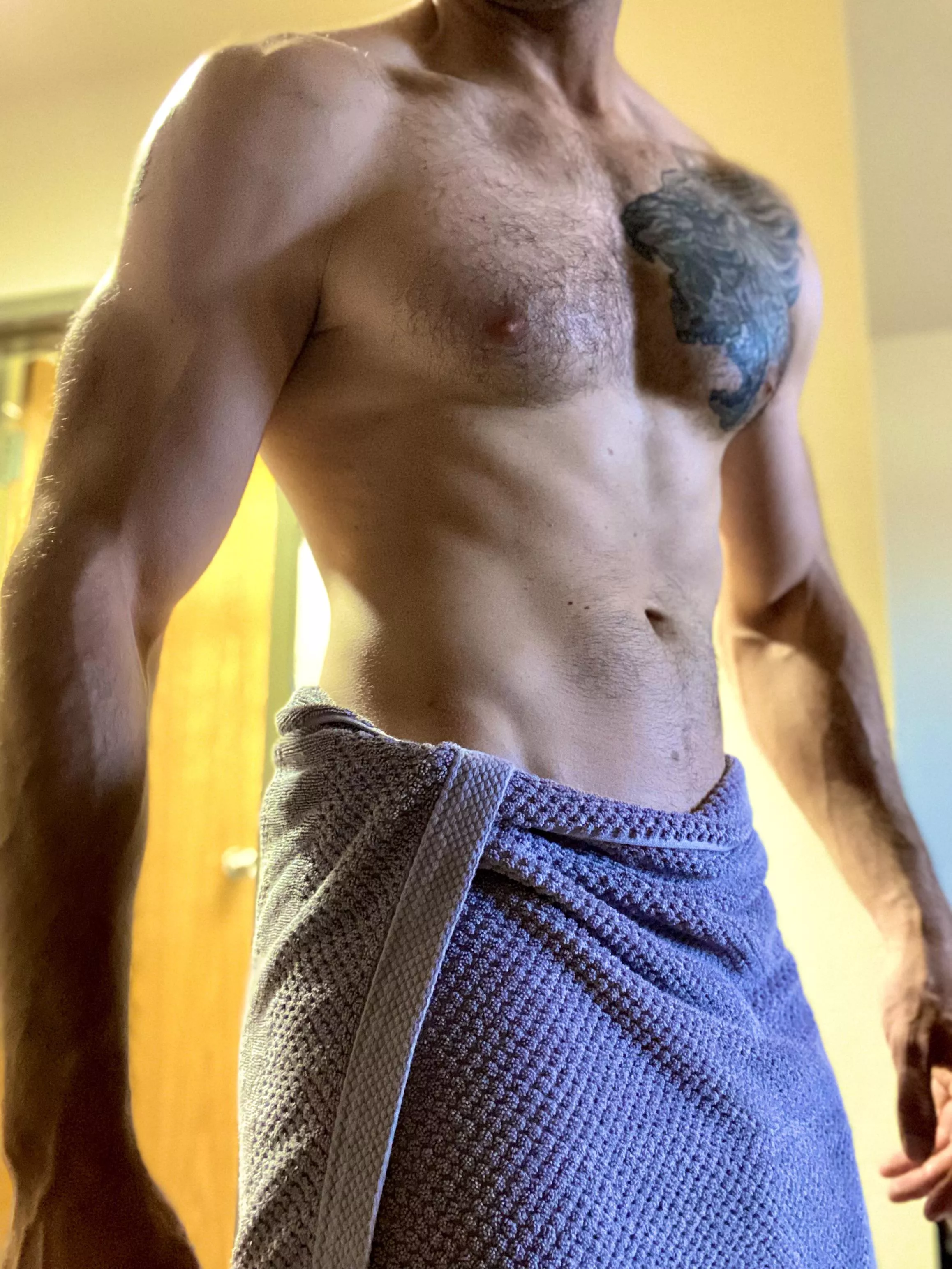 Gotta work on my grip more, but I like how my veins look 😉