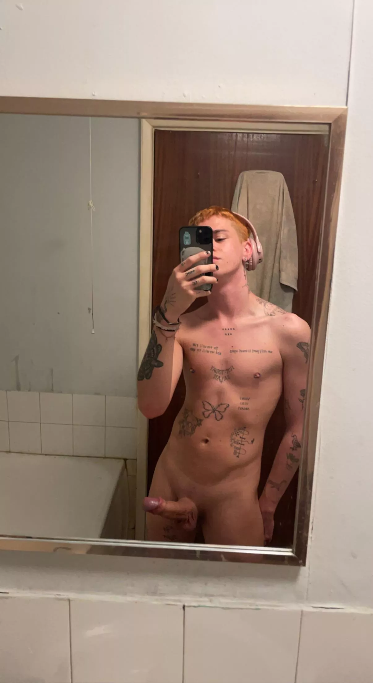 22 twink need someone to use me 😈😈😈