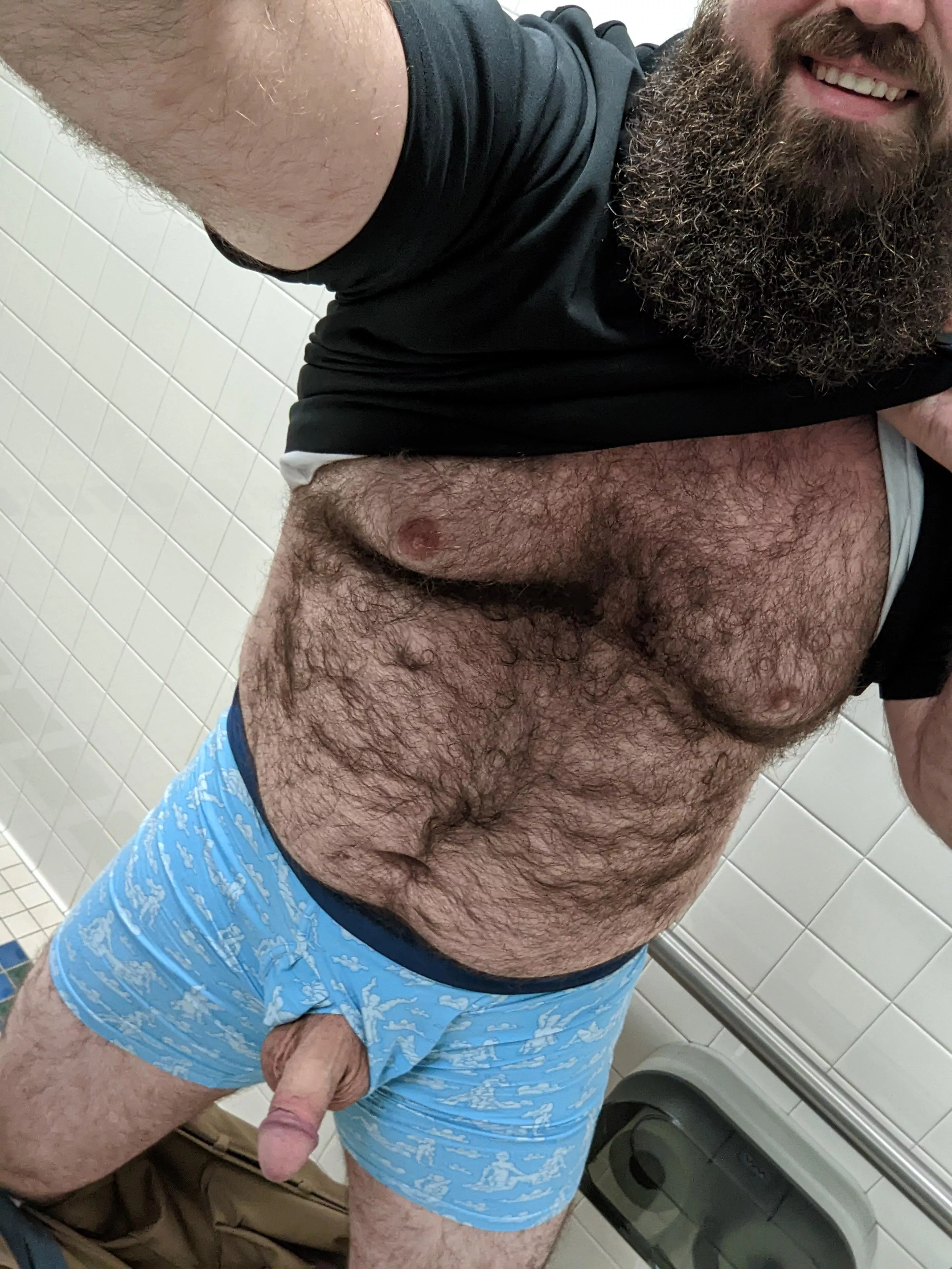 another day at the office, and another dick pic. 😈😏