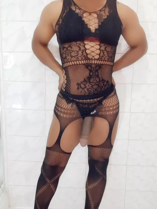 wana play a game? if you lose you will bend over