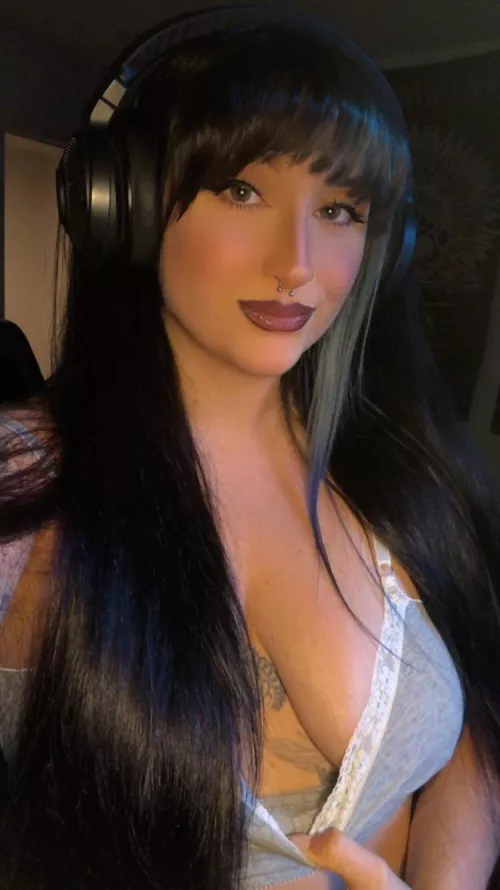 Your goth gamer girl