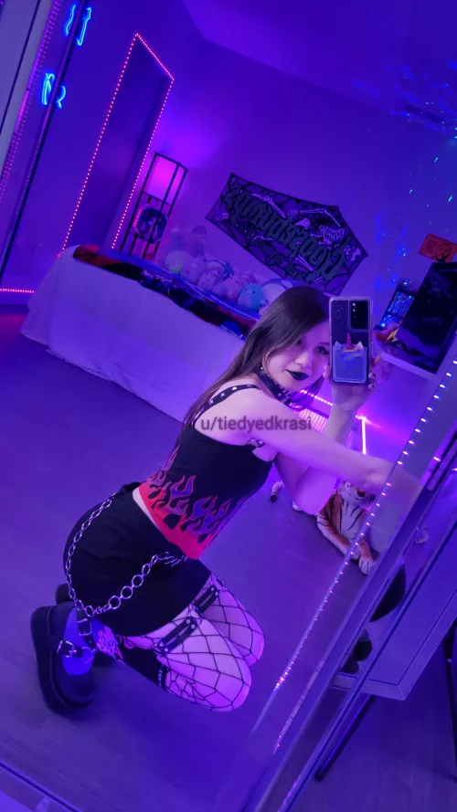 do you fancy the thought of a chick sitting on your face