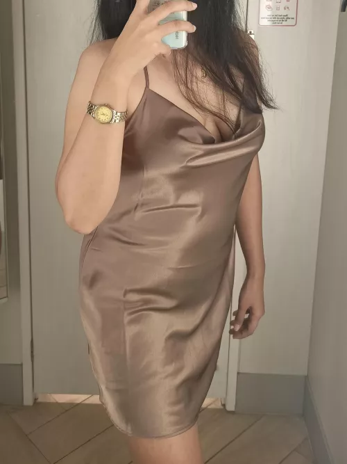 [f] first time wearing a dress like this...