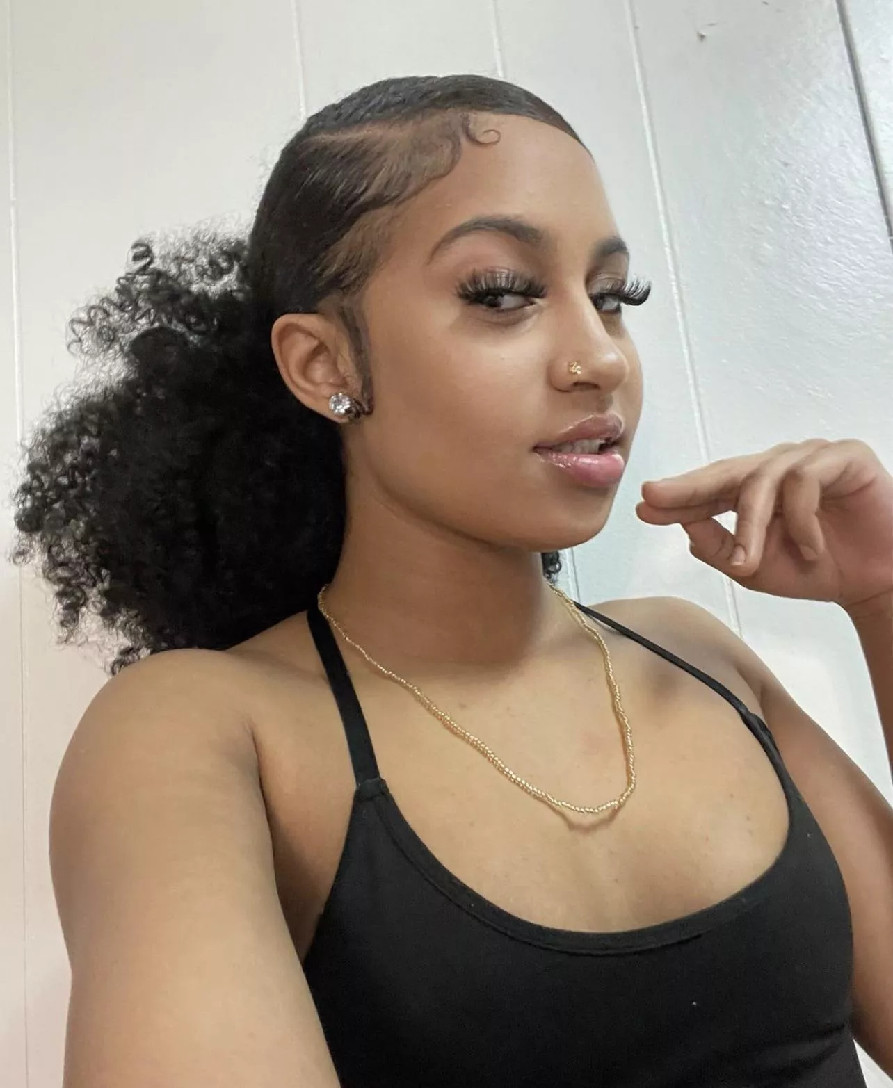 Get you a bad foreign bitch n maybe y’all learn to spread that seed faster for mama.