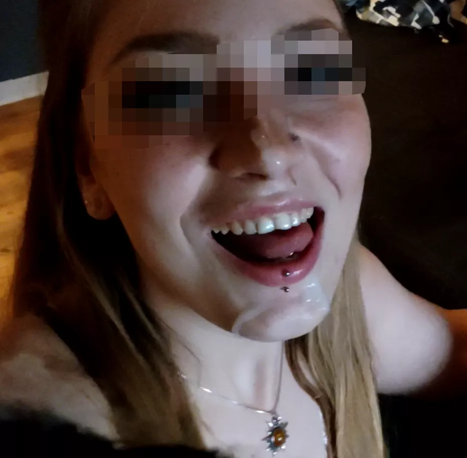 I finished him myself all over my face and then I took a selfie