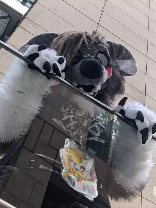 I heard you have pizza down there👀