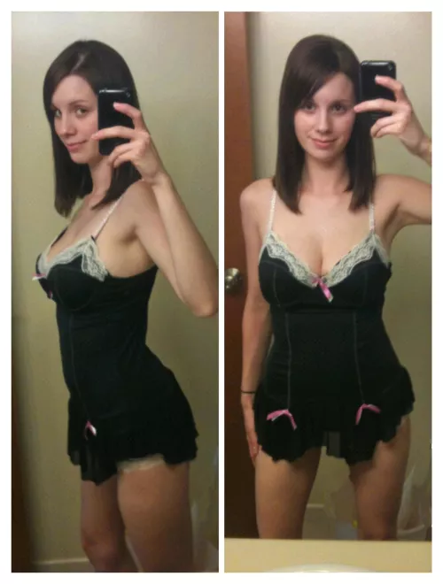 Mom of 2, DD's 🍈🍈 Who wants to see what's underneath? 😉