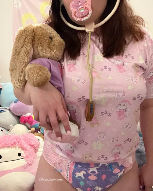 my stuffie is sick :( good thing doctor lola is looking after her