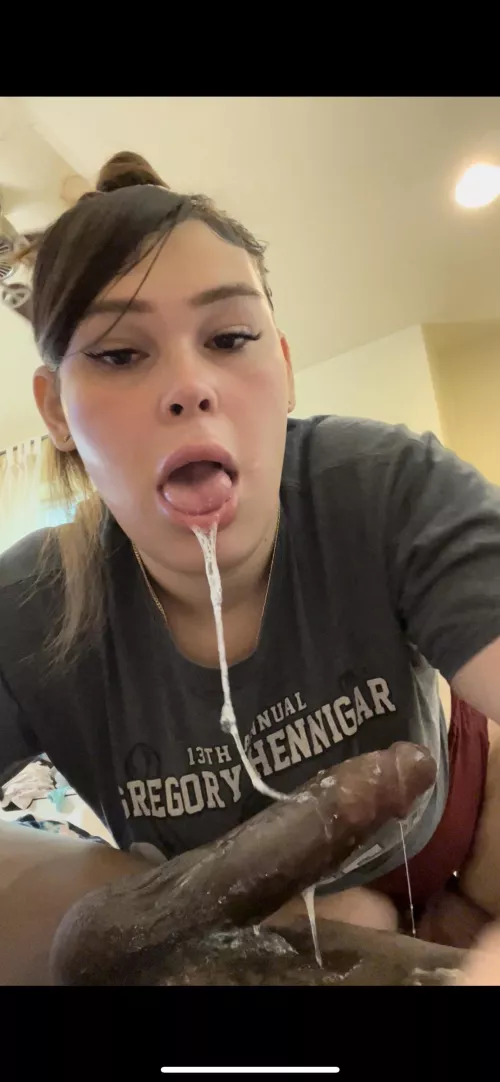 Would you let a pretty ts snatch your soul??❤️