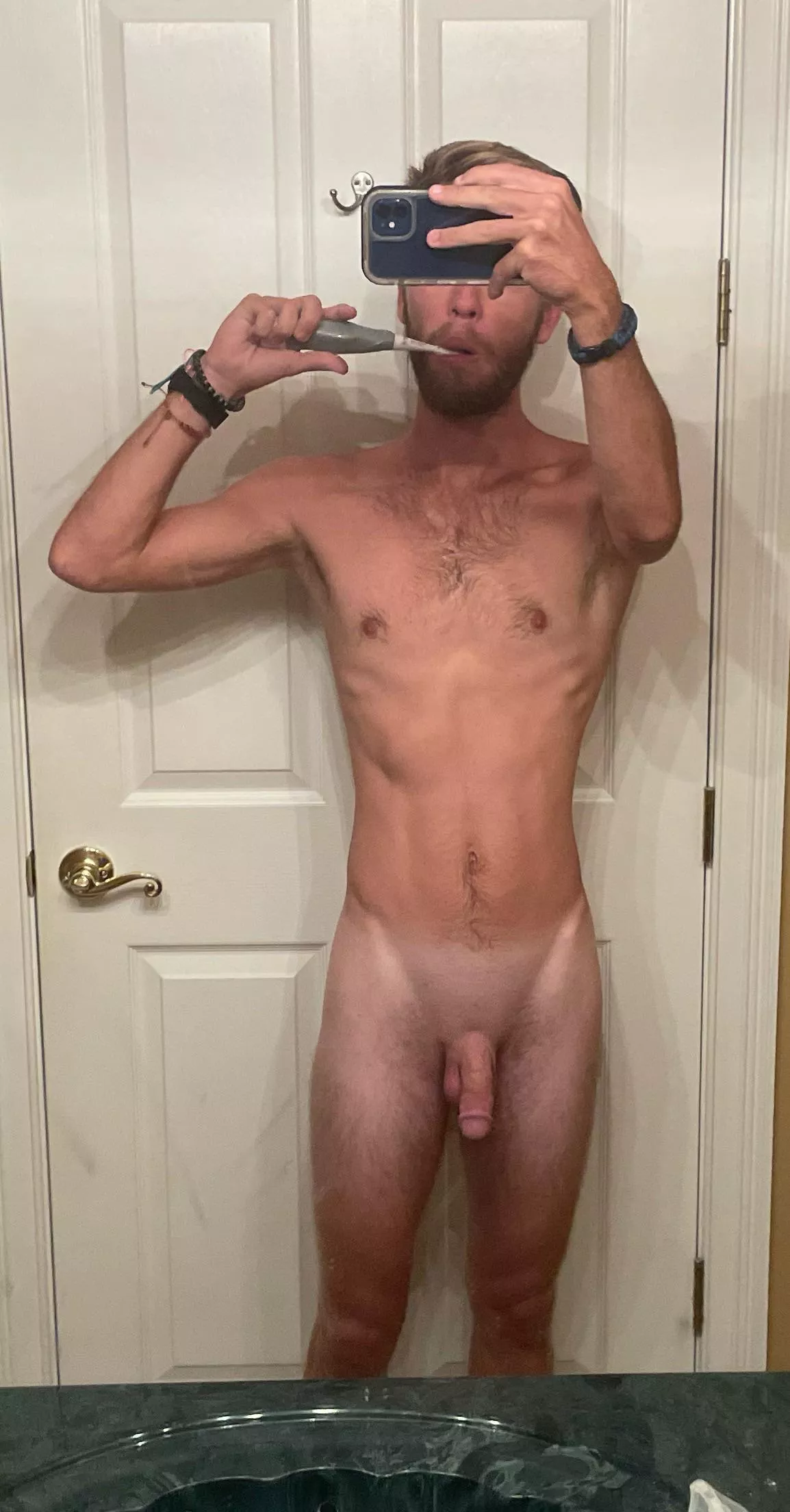 Best way to brush my teeth don’t any toothpaste on my clothes