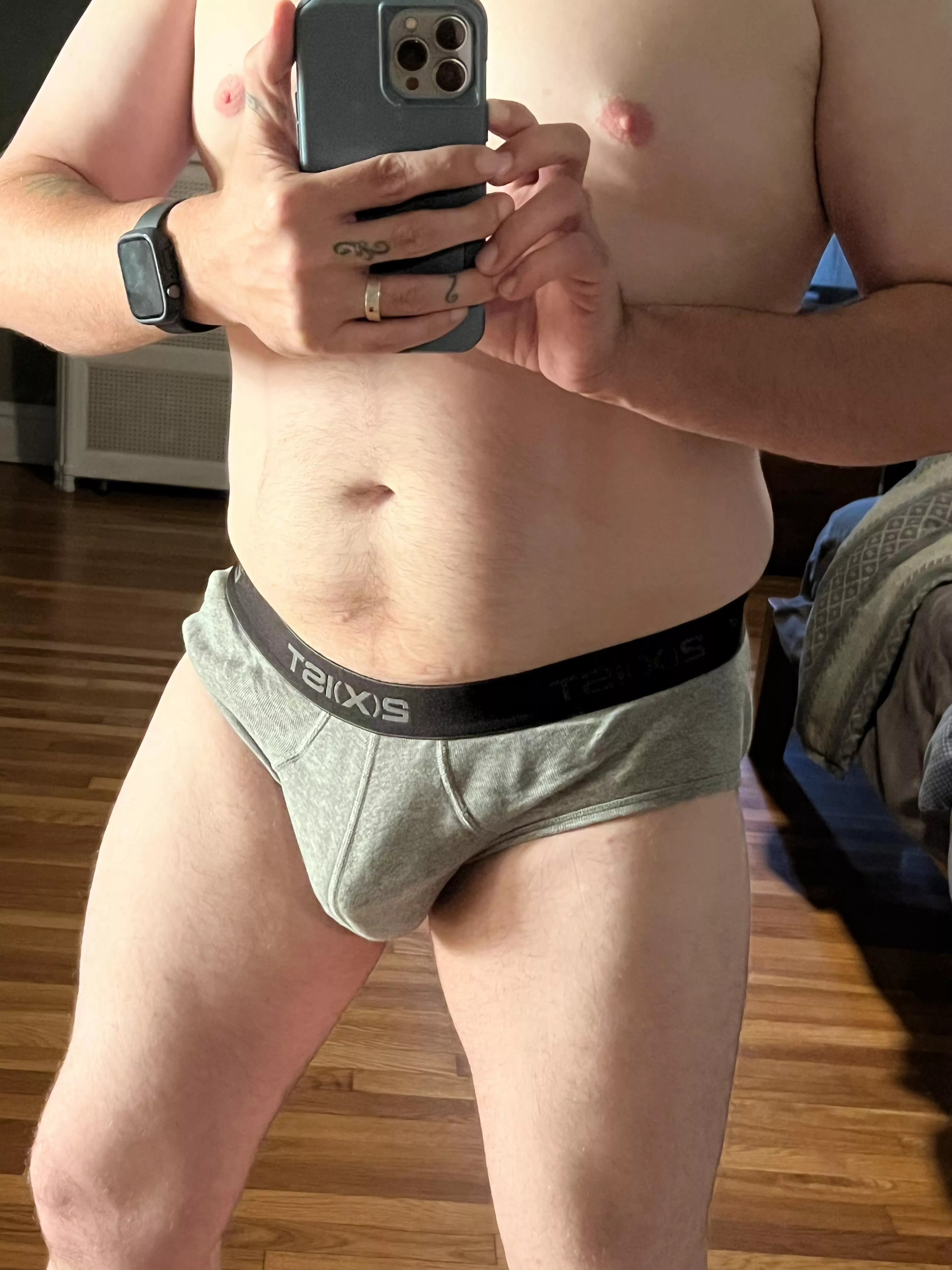 Daddy bulge…