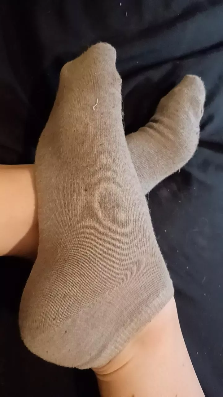 Day 4... Selling extra sweaty & smelly socks from Gym , work, & hiking in 90+ heat. Dm 2 buy or special requests!! 💋