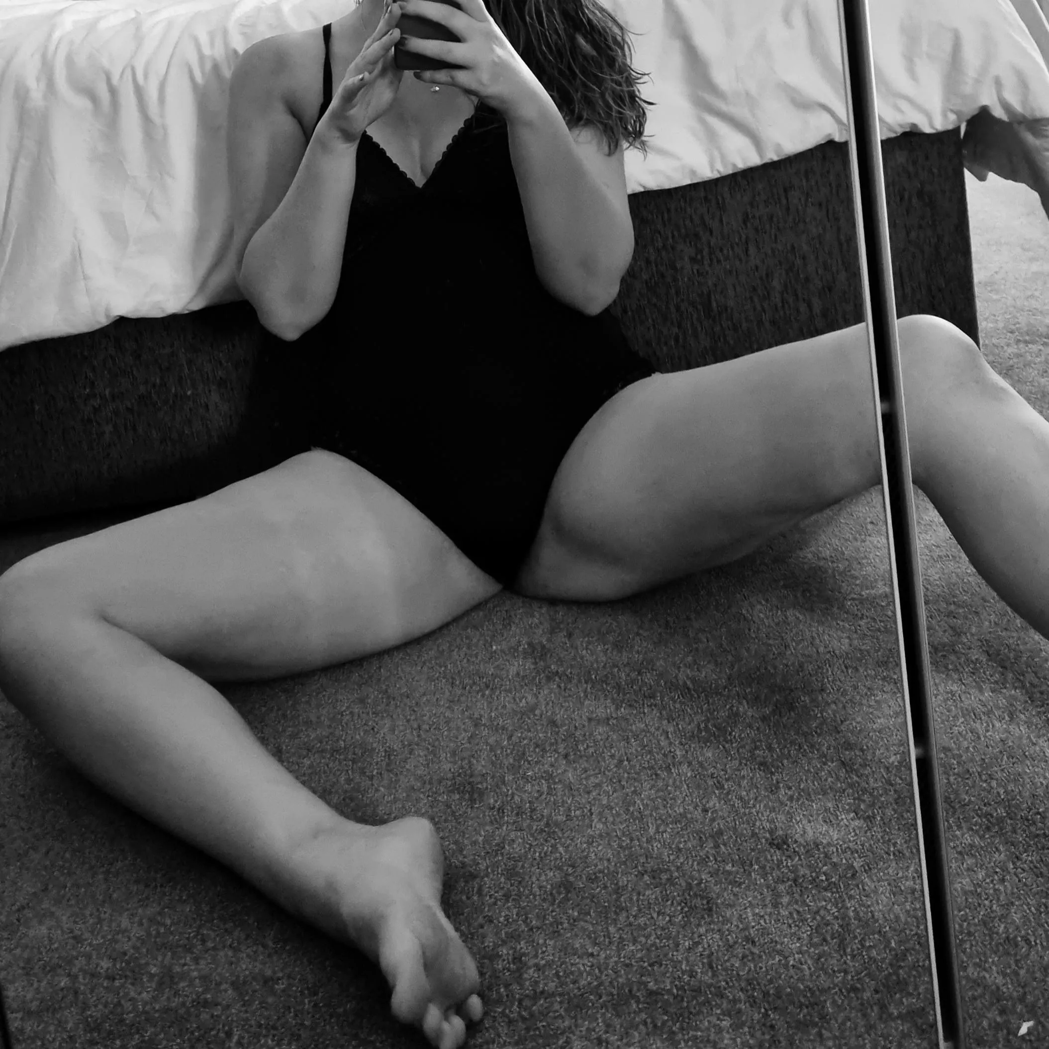 Don't assume this 6ft femme won't destroy you 😈