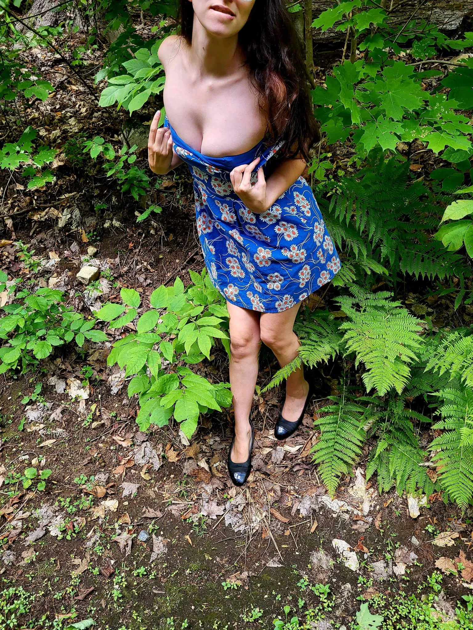 Hello😍 i'm Mexi! Top 1.9% free page! Come chat with me!❤ Chats/Customs/Voice/Games/Solo and BG/more!❤