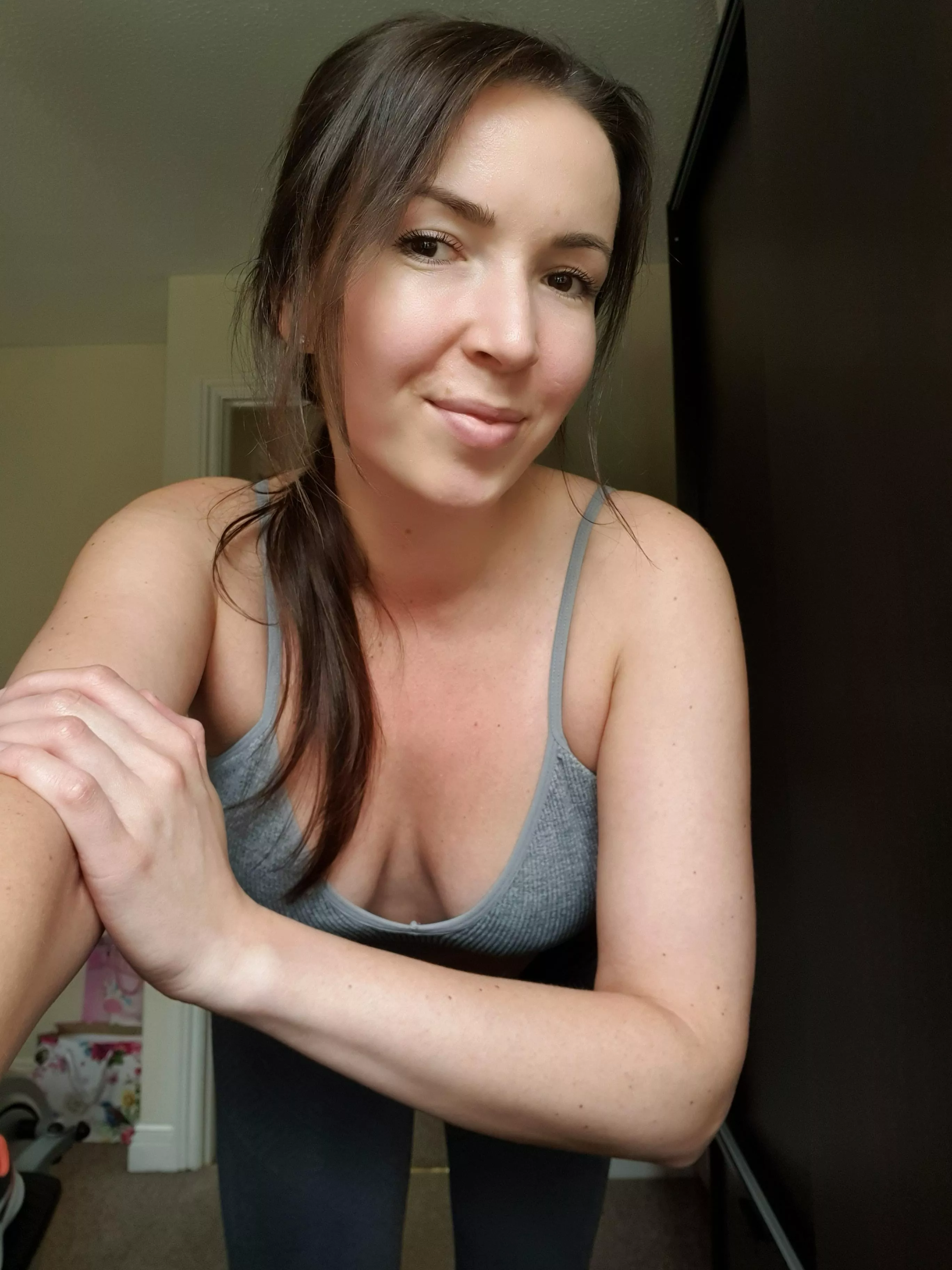 It's my birthday today. How old you think I am? 😏