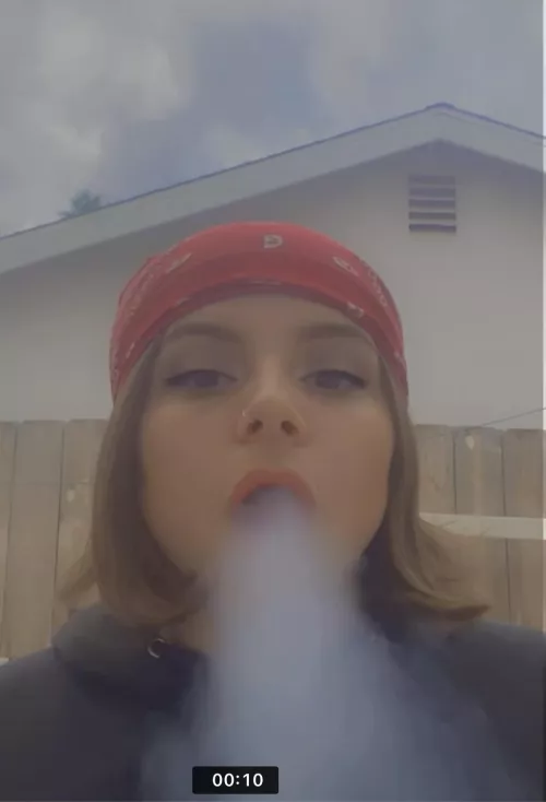 I’ve got so many smoking videos it’s unbelievable