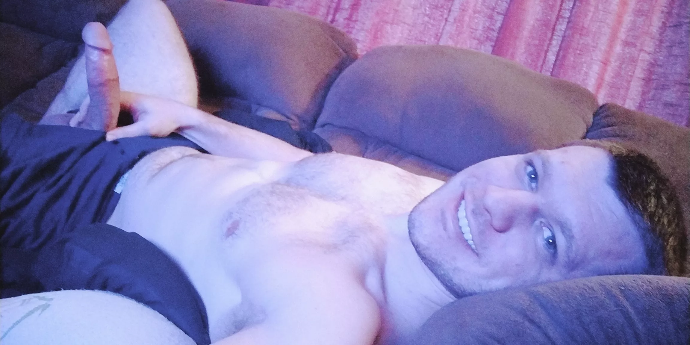 (m)ake me smile and I'll make u smile ;)