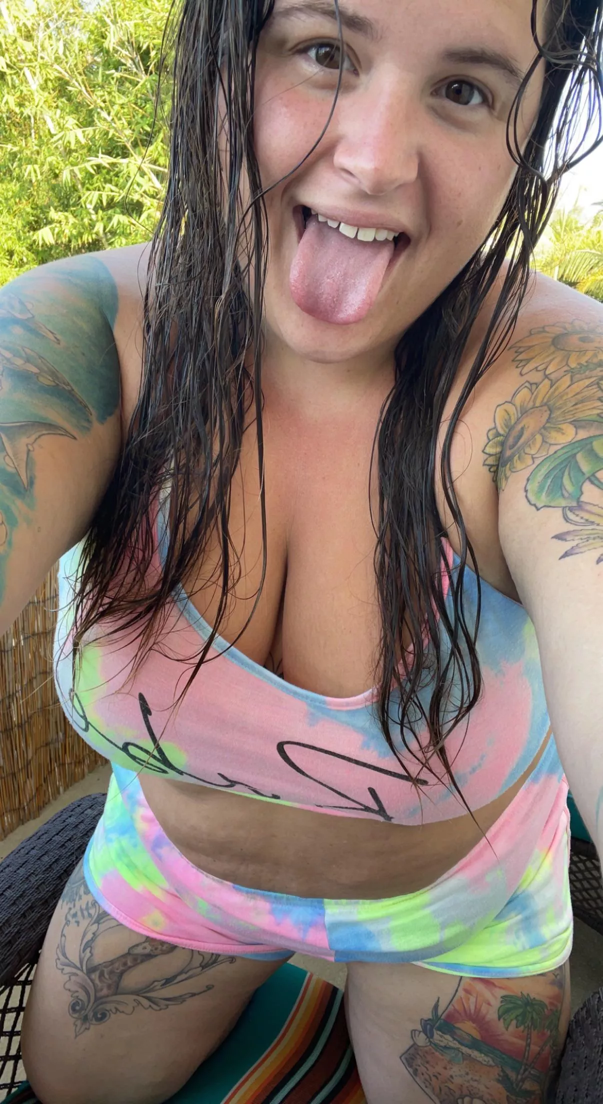 rise and shine , wouldn’t you like to wake up next to this sexy bbw!