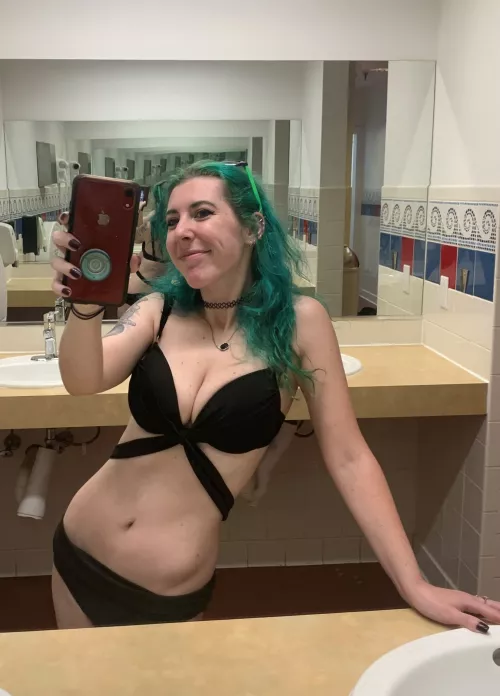 This bikini really makes the bod look fab