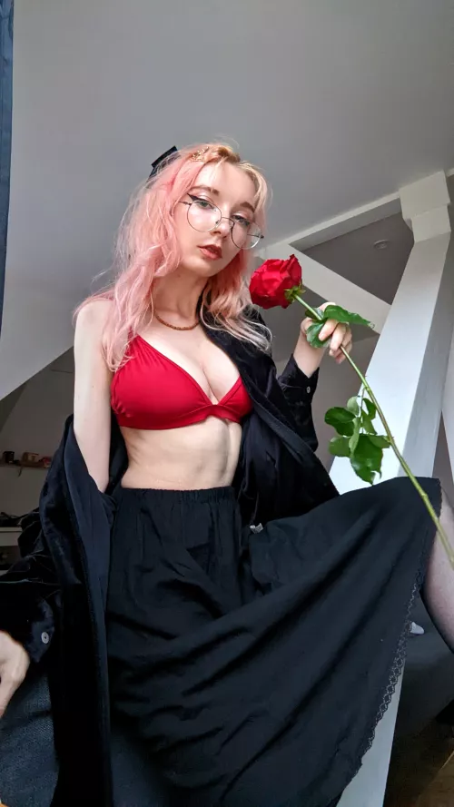 Turns out I don’t need big boobs to be sexy after all ?