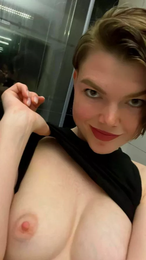 A front and back tour of my body- what do you think?