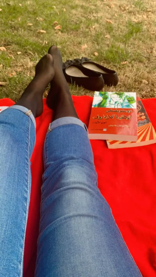 Day 9: taking a break from office trouble and enjoying a warm and cloudy English summer day ❤️