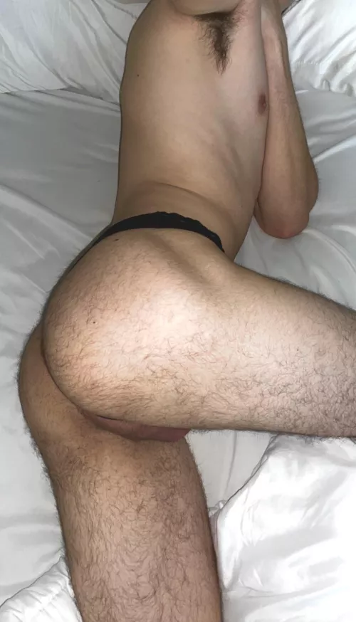 Good morning 👅. What would you do if you woke up next to my 🍑?