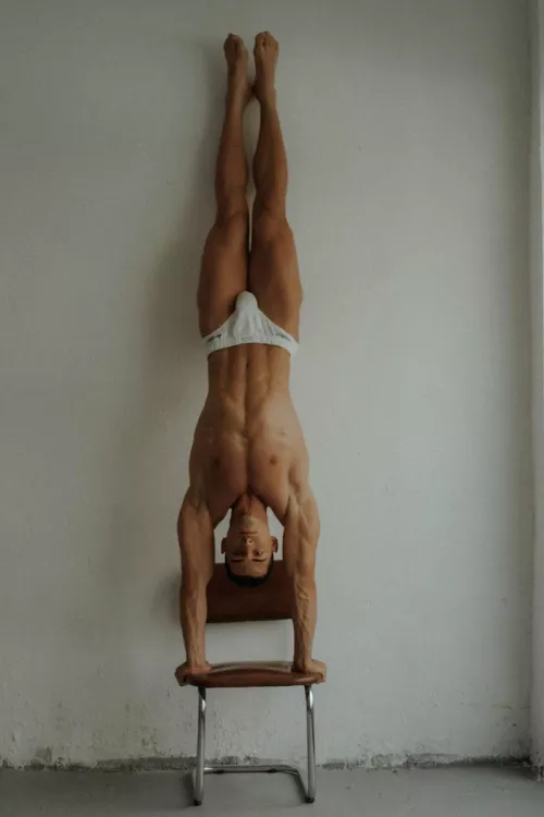 Handstand