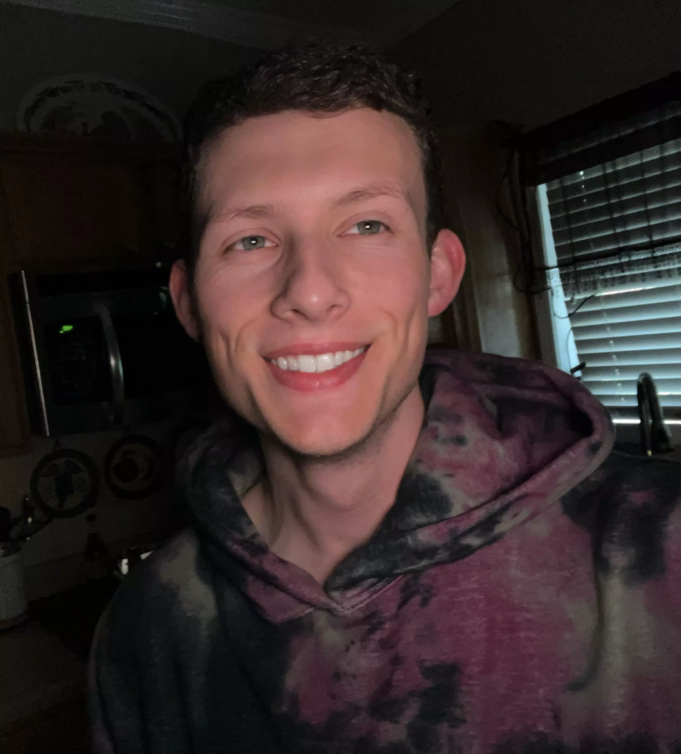 Hope everyone has a great day/night! 💜