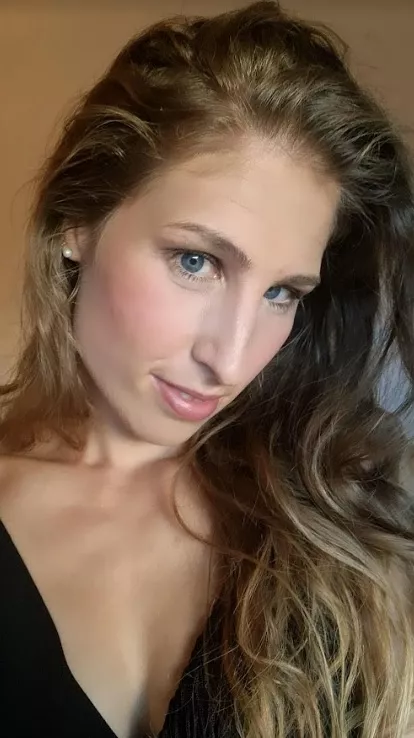 I am bringing sexy back. 😊 (F29)