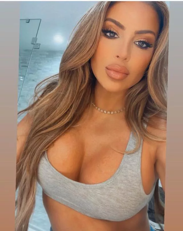 I can’t name that many other 48 year old women that look as good as her